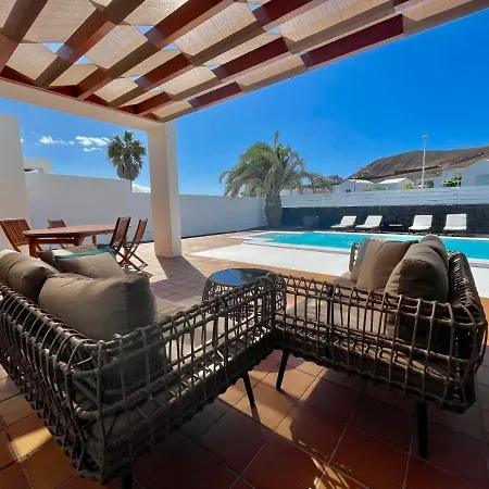 Villa Tahona By Villalia Playa Blanca